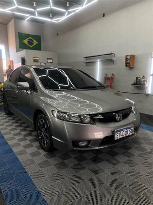 HONDA CIVIC 1.8 LXL SE 16V FLEX 4P AUTOMÁTICO HONDA CIVIC 1.8 LXL SE 16V FLEX 4P AUTOMÁTICO